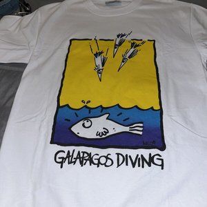 Nomada Vintage Galapagos Diving Life Is Full Of Surprises Cartoon T-Shirt Small